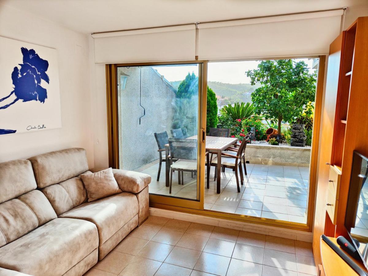 Apartment Luna With Jacuzzi, 5mins Walking To The Beach, Sea And Castle View Big Terrace Tossa de Mar