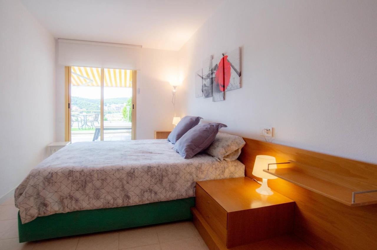 Luna With Jacuzzi, 5mins Walking To The Beach, Sea And Castle View Big Terrace Apartment *