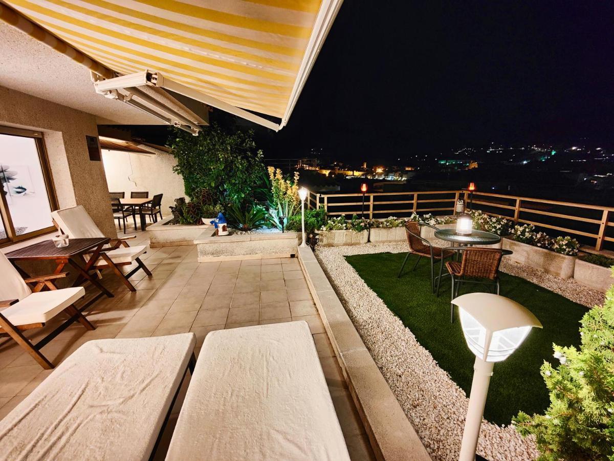Luna With Jacuzzi, 5mins Walking To The Beach, Sea And Castle View Big Terrace Apartament Tossa de Mar