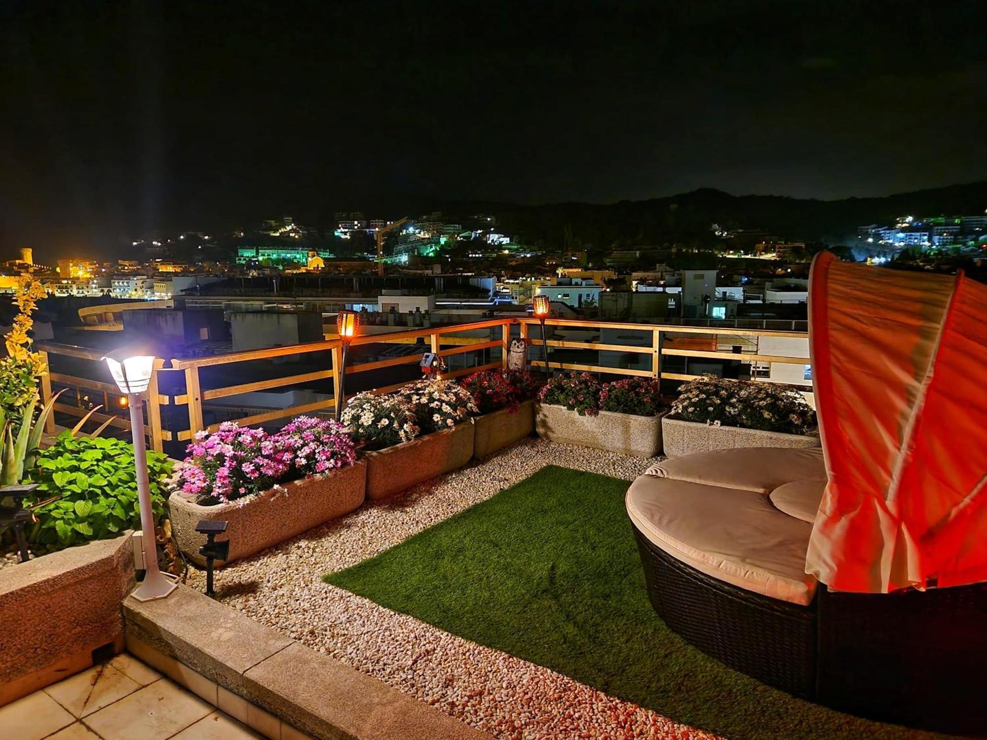 Apartament Luna With Jacuzzi, 5mins Walking To The Beach, Sea And Castle View Big Terrace